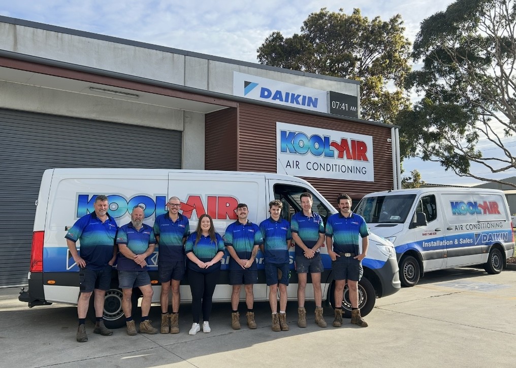Kool Air Traralgon Team standing infront of Air conditioning business